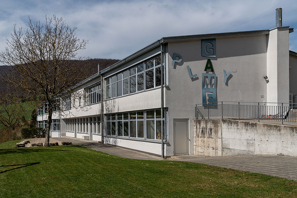 Schulhaus 1995