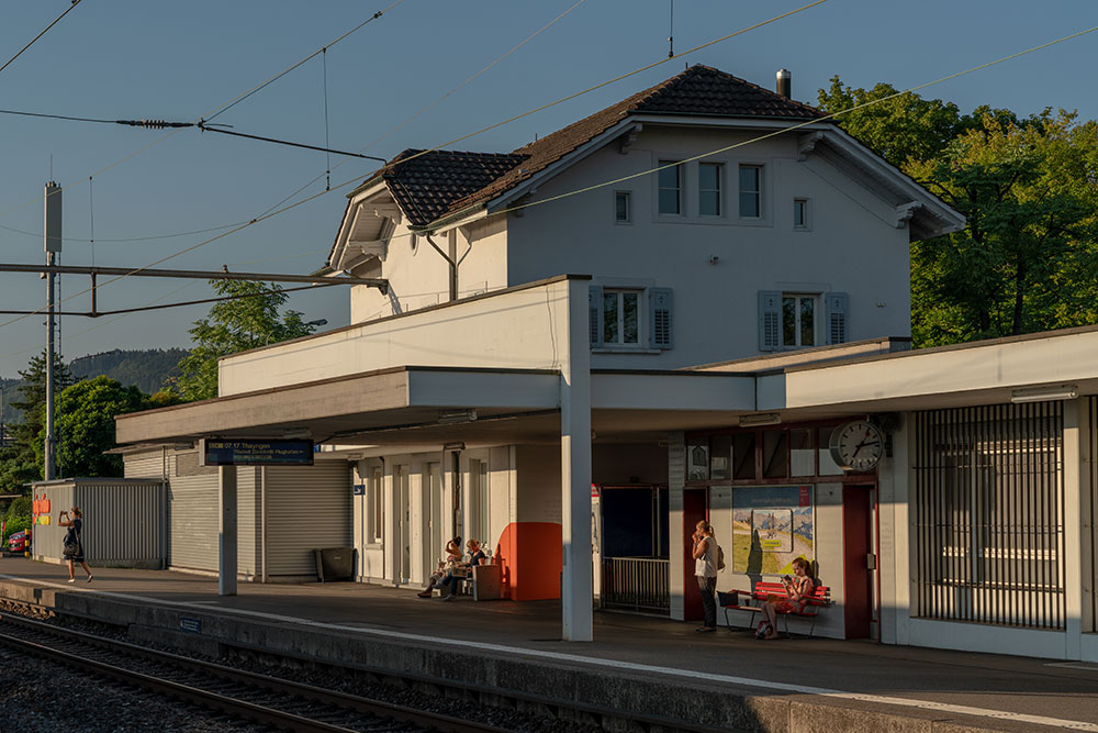 Bahnhof Oberrieden-Dorf