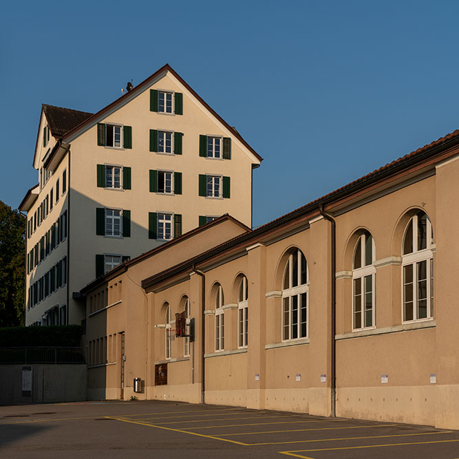 Schulhaus Töss in Richterswil