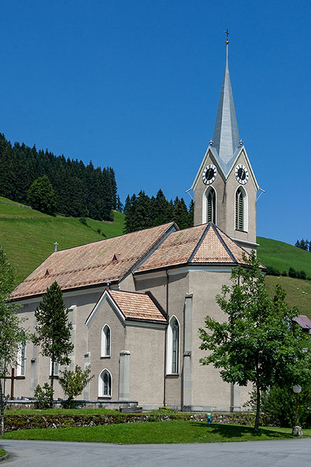 Kirche in Alpthal