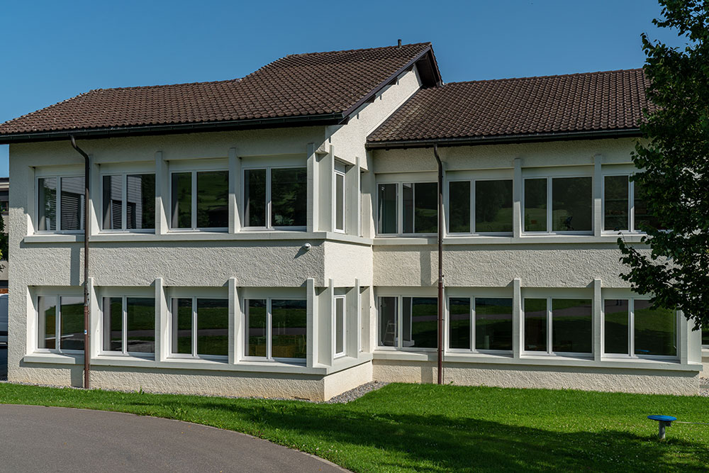 Schulhaus Mehrzweck in Reichenburg