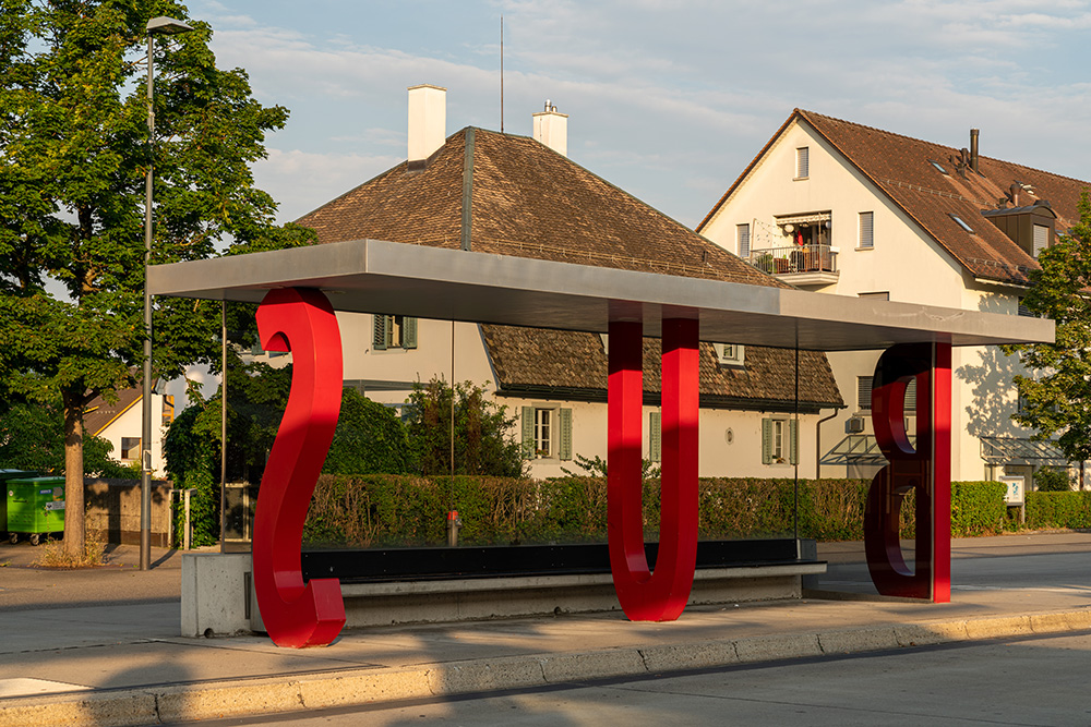 Bushaltestelle in Männedorf