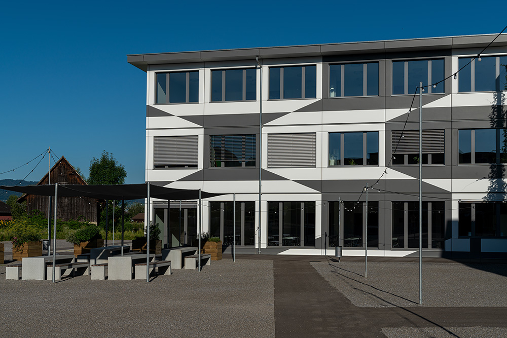 Kantonsschule in Uetikon am See