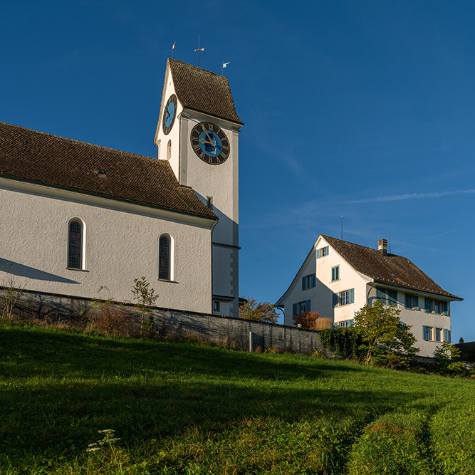 Kirche in Oetwil am See