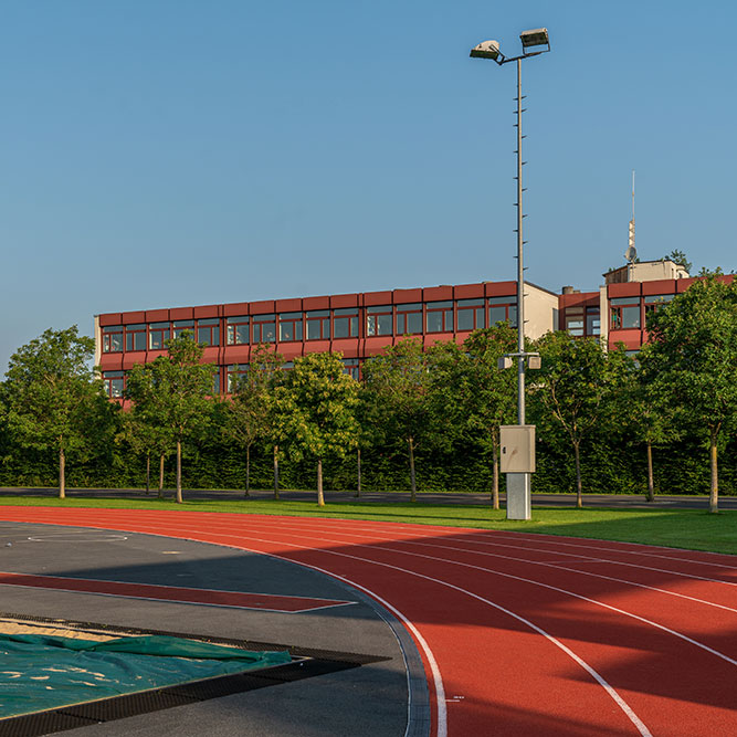 Sportanlage Gries und Schulhaus Lindenbühl