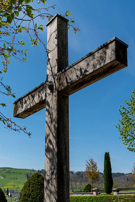 Friedhofskreuz in Magden