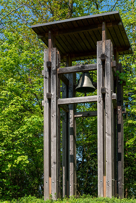 Glockenturm im Waldfriedhof