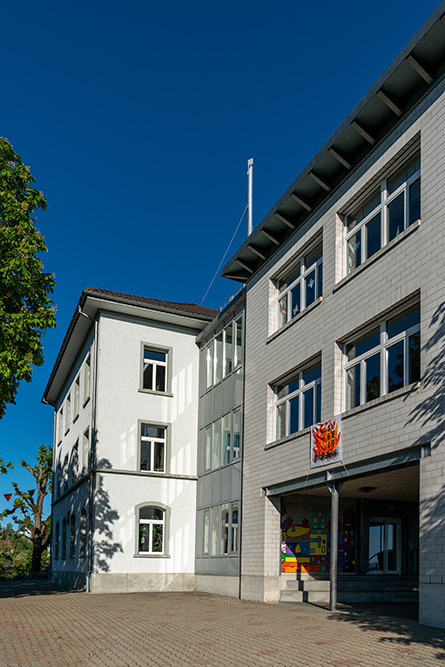 Schulhaus in Burg AG