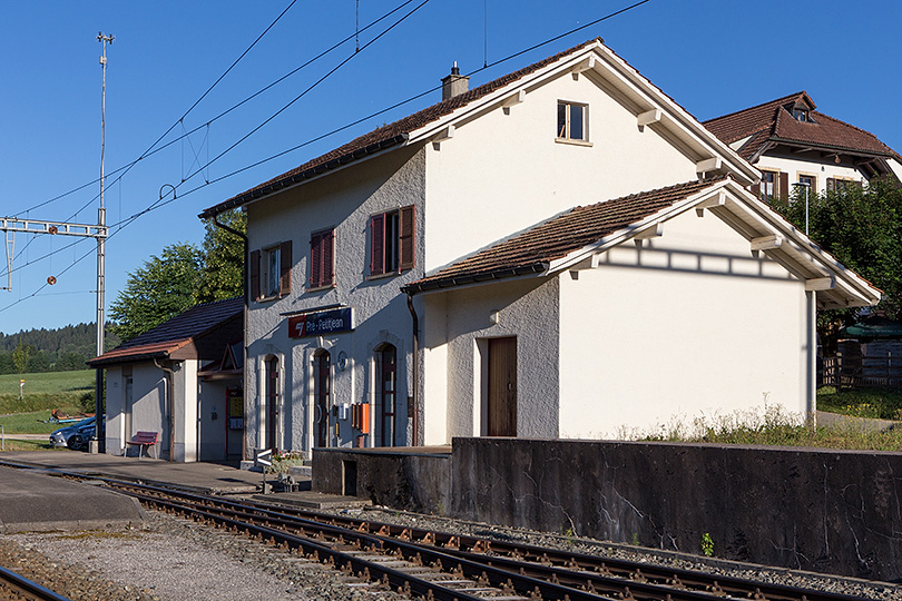 Gare à Pré-Petitjean