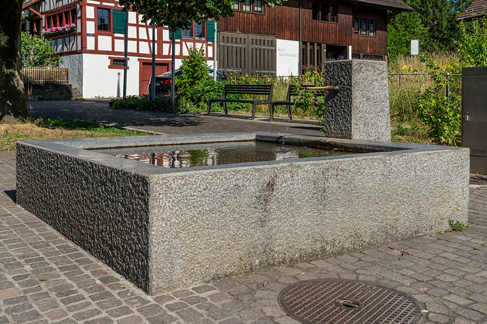 Brunnen