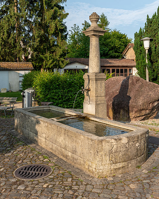 Brunnen in Bassersdorf