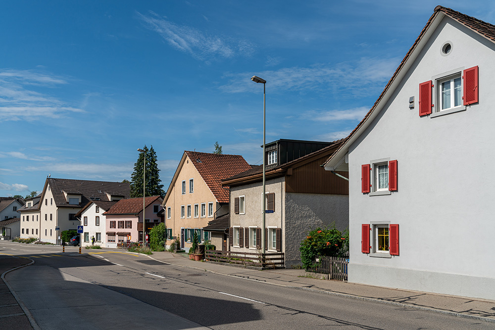 Usterstrasse Mönchaltorf