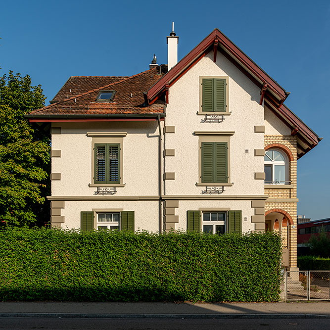 Schwerzenbachstrasse Fällanden