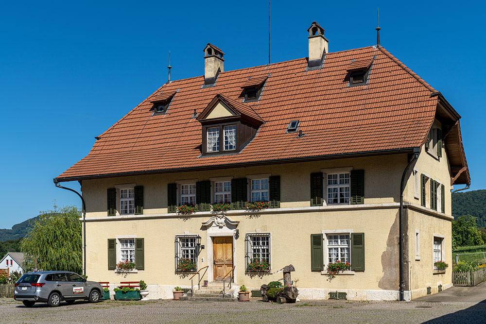 Schlosshof in Pfeffingen