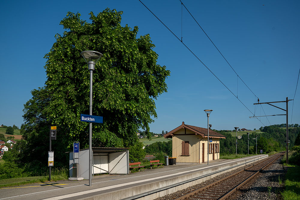 Bahnhof Buckten