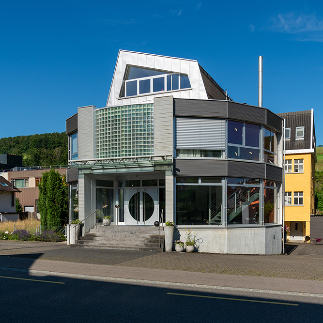 Hauptstrasse Tenniken