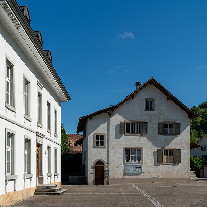 Schulhaus Hofmatt Tenniken