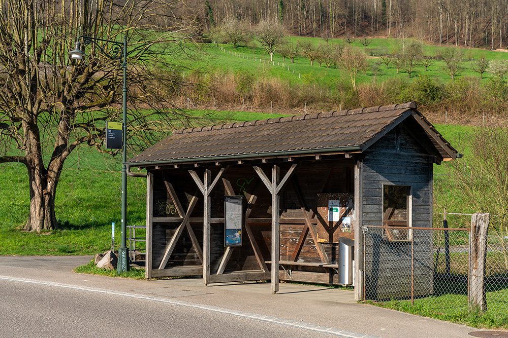 Bushaltestelle Arisdorf