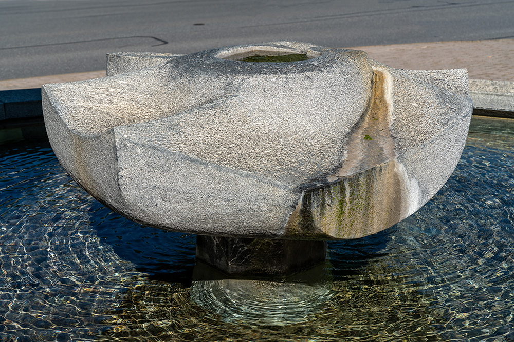 Brunnen, Kreuzplatz