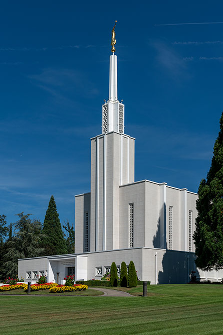Tempel der Mormonen in Münchenbuchsee