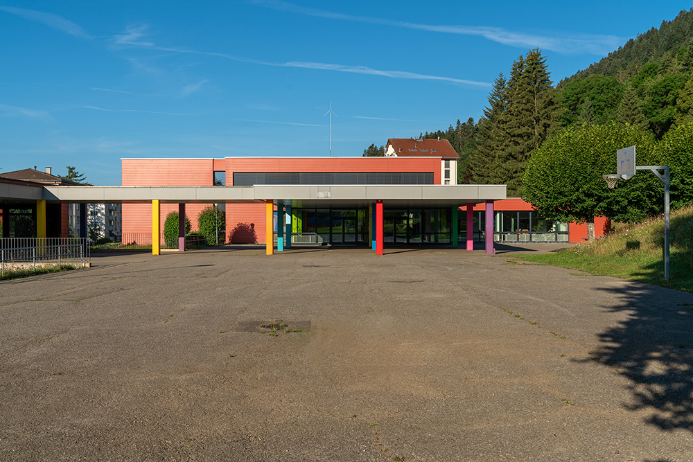 Ecole à Cernier