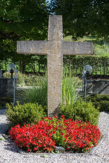 Friedhofskreuz in Fehren