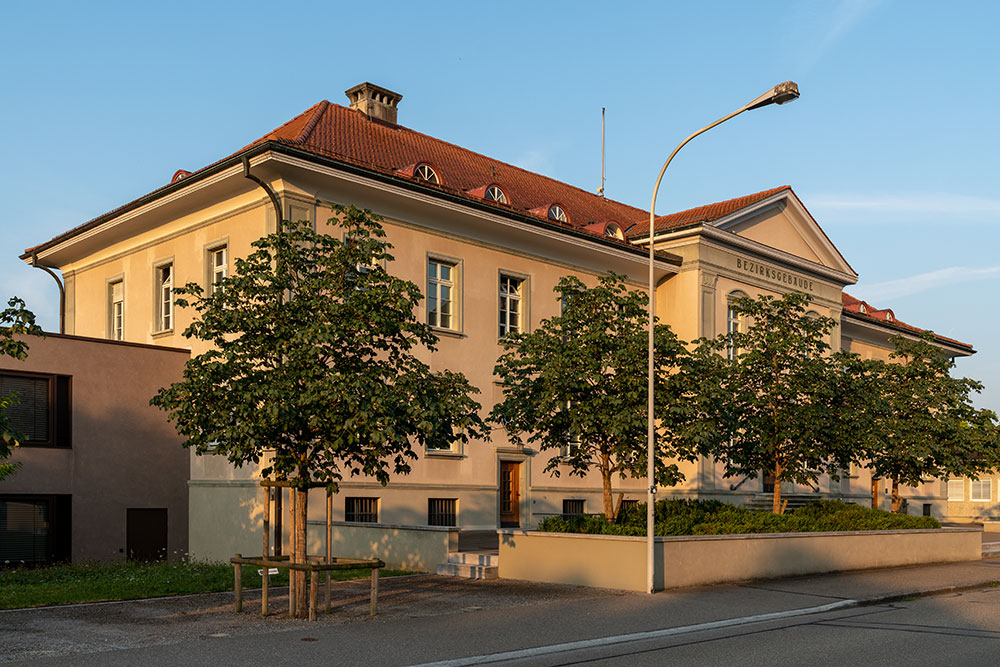 Bezirksgebäude in Bülach