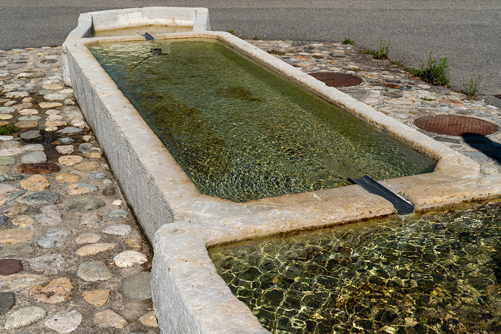 Fontaine à Fontaines