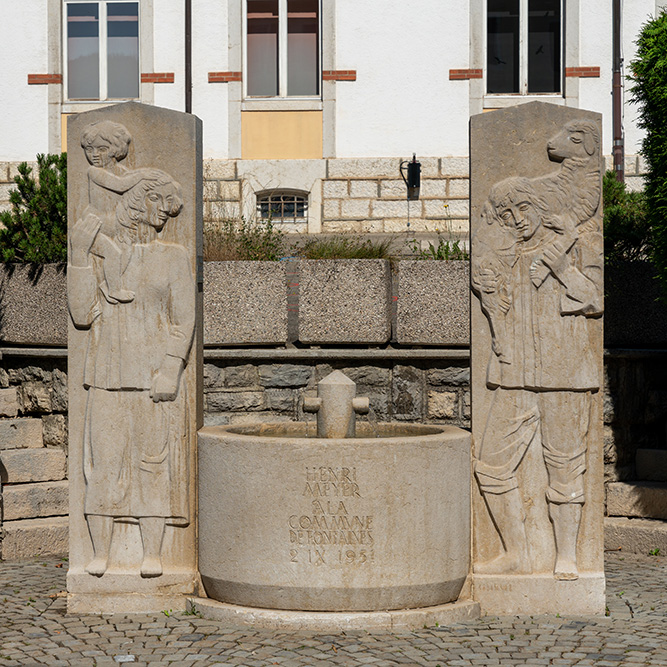 Fontaine à Fontaines