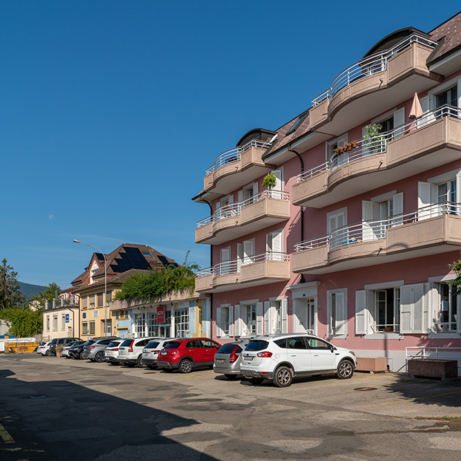 Corcelles, Place de la Gare