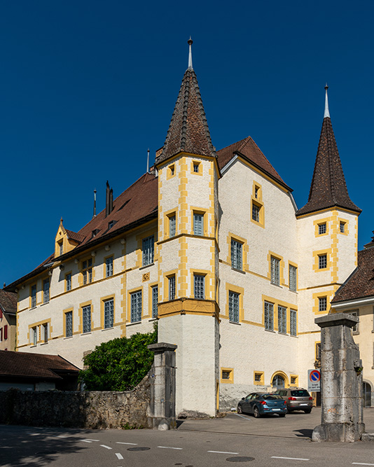 Peseux, Château