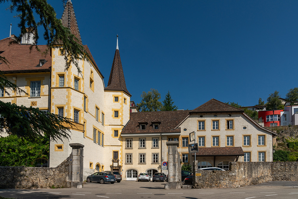 Peseux, Château