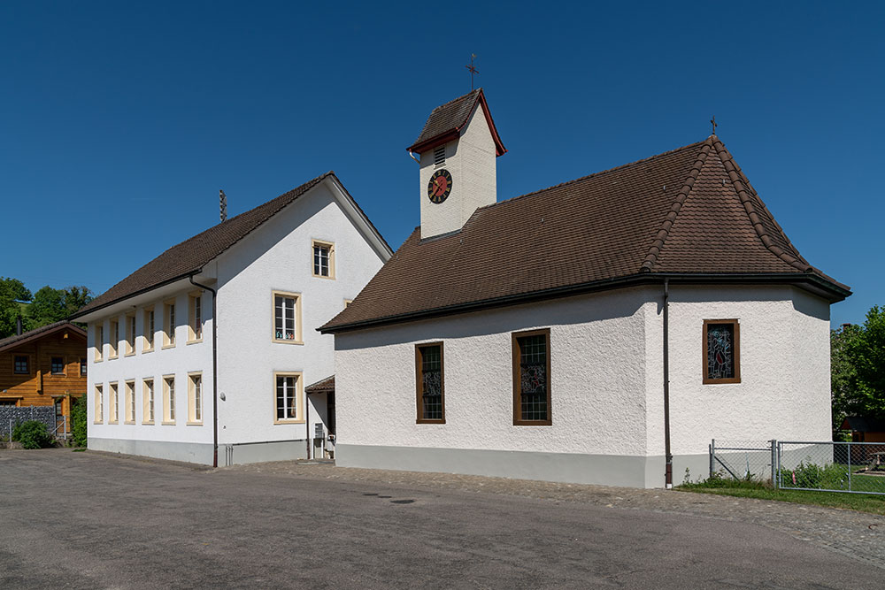 Altes Schulhaus und Josefskapelle in Oberhof