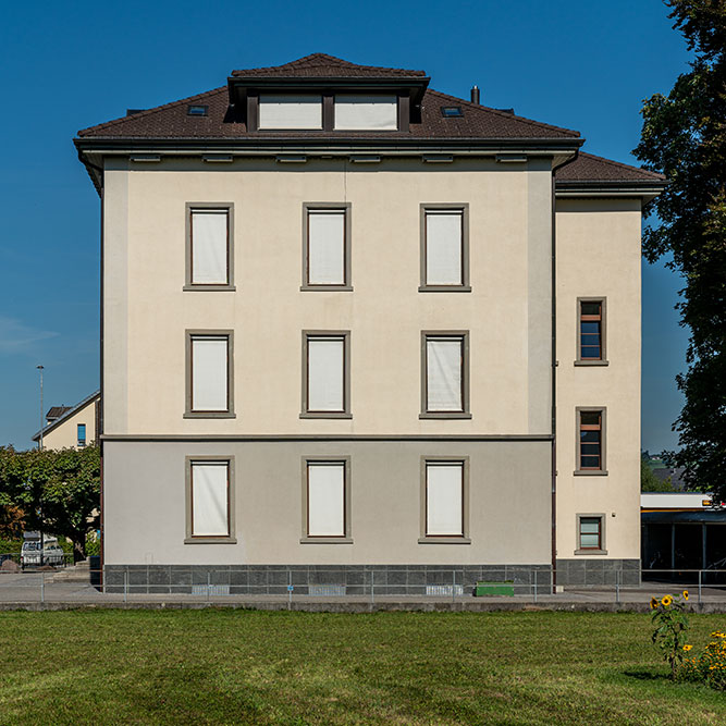 Schulhaus Oberdorf in Schänis