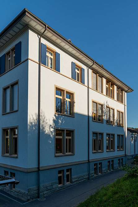 Schulhaus Oberdorf in Benken SG