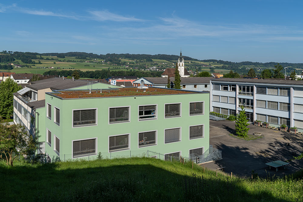 Schulhaus Hofacker in Triengen