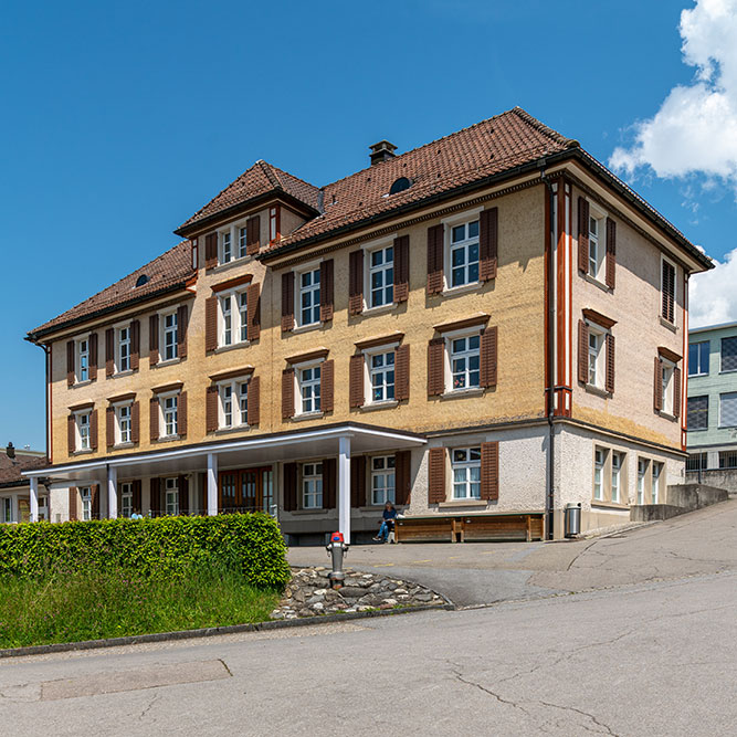 Altes Schulhaus in Gommiswald