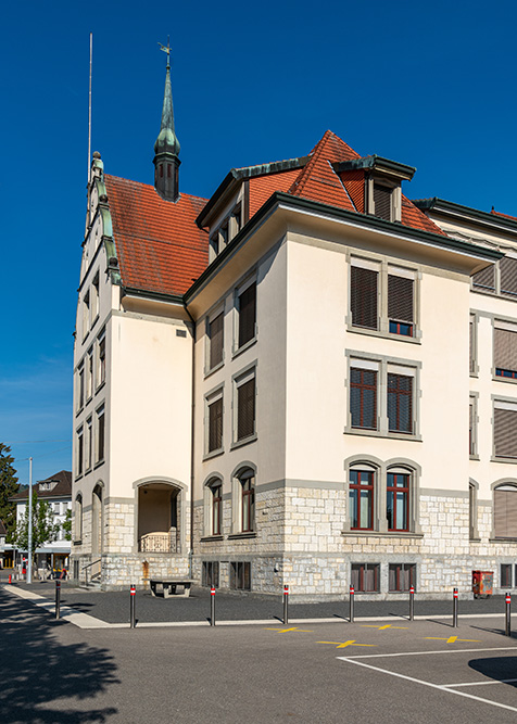 Centralschulhaus Reinach AG