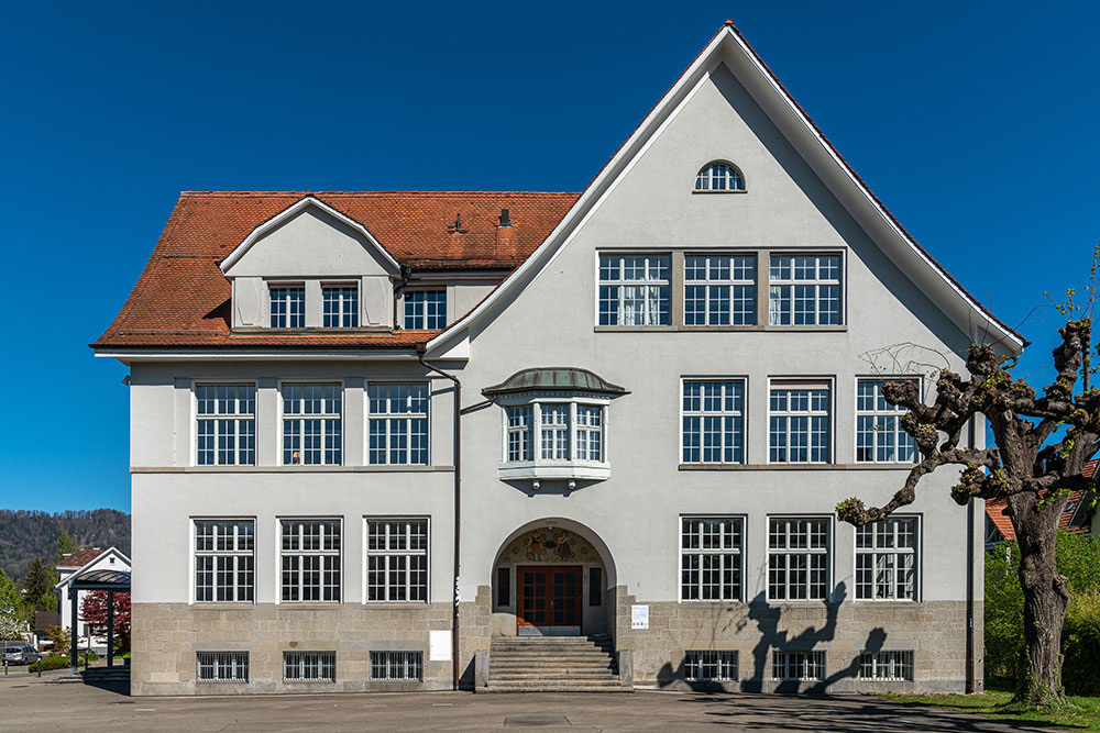 Schulhaus Zentrum