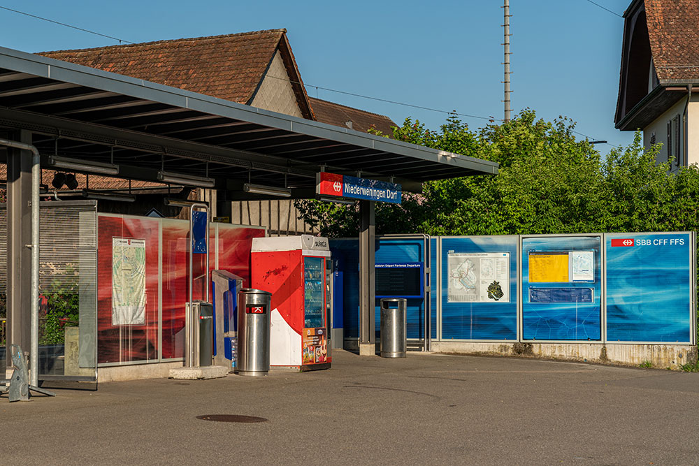 Bahnhof Niederweningen Dorf
