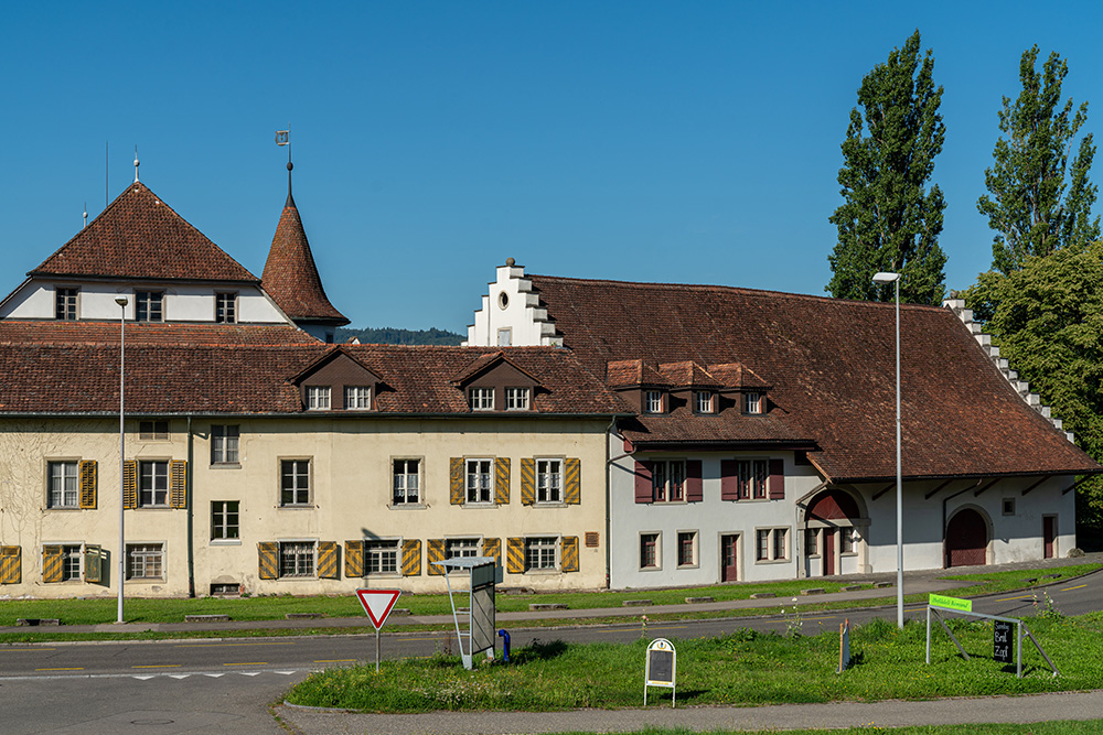 Schloss Brestenberg