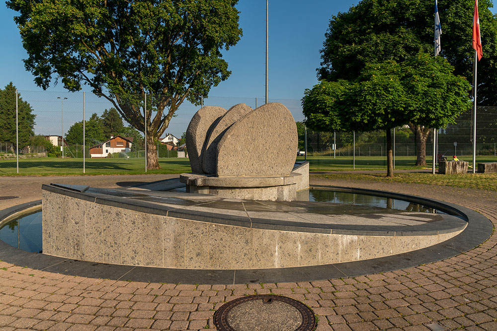 Brunnen im Heiget