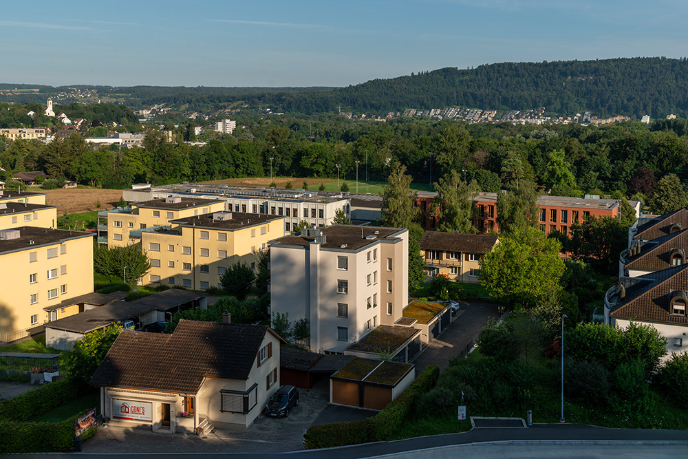 Blick zur Schulanlage Brühl