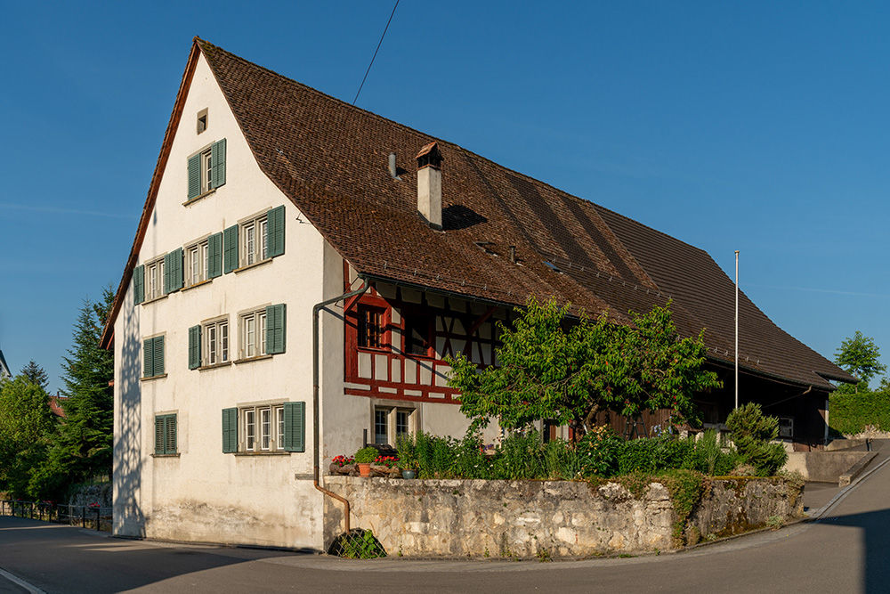 Vielzweckbau in Otelfingen