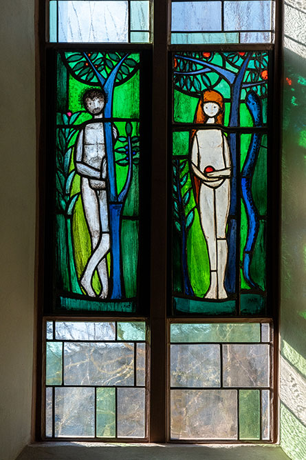 Kirchenfenster in der Kirche von Ziefen