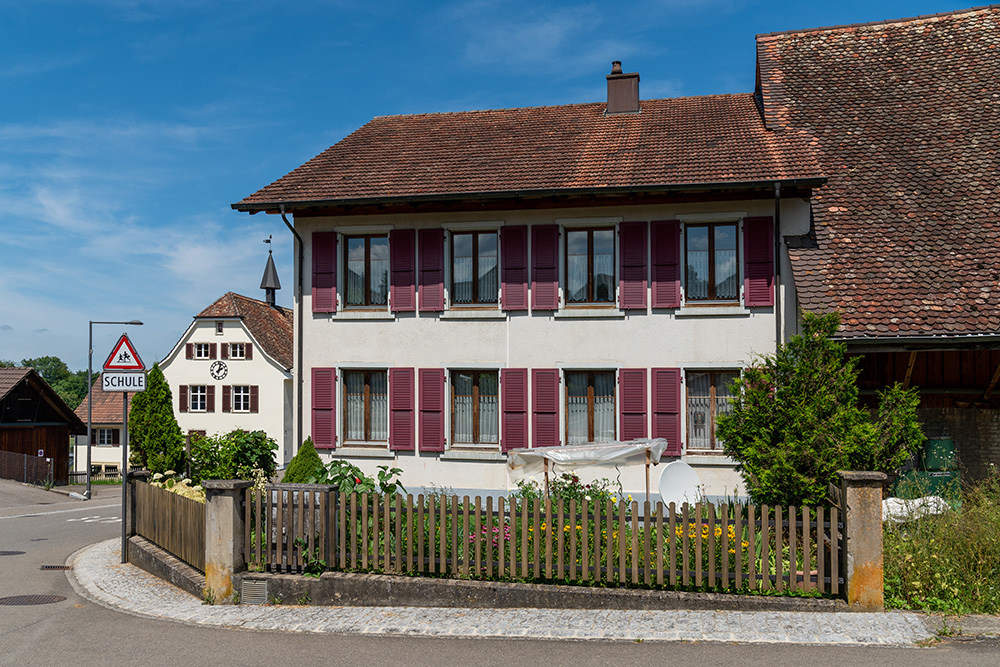 Hauptstrasse Lampenberg