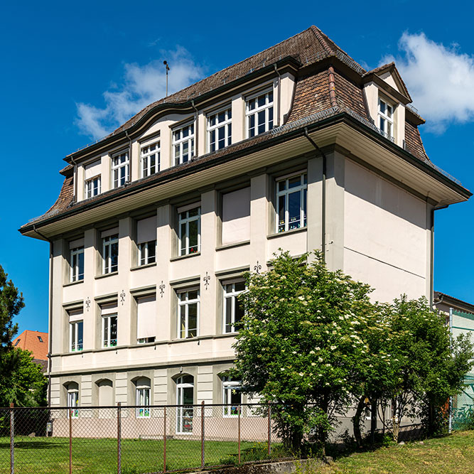 Schulhaus Rosig