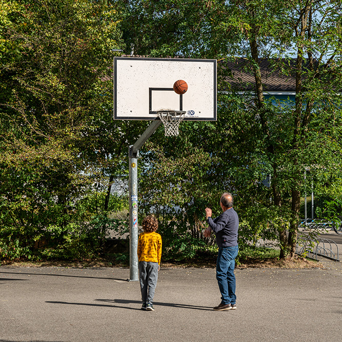 Nonno e nipote Korbball